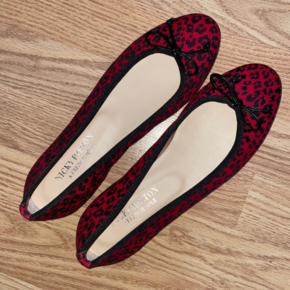 NICKY HILTON x FRENCH SOLE Red Black Animal Print Ballet Flats Leather Sz 7 - Picture 2 of 10